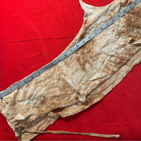 Y2K foreign exchange sand tan tie dye soft rayon halter crop top - Picture 11 of 14